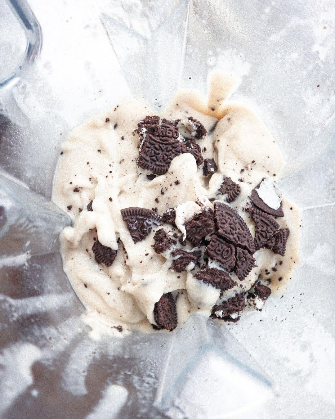 Vegan Oreo Shake