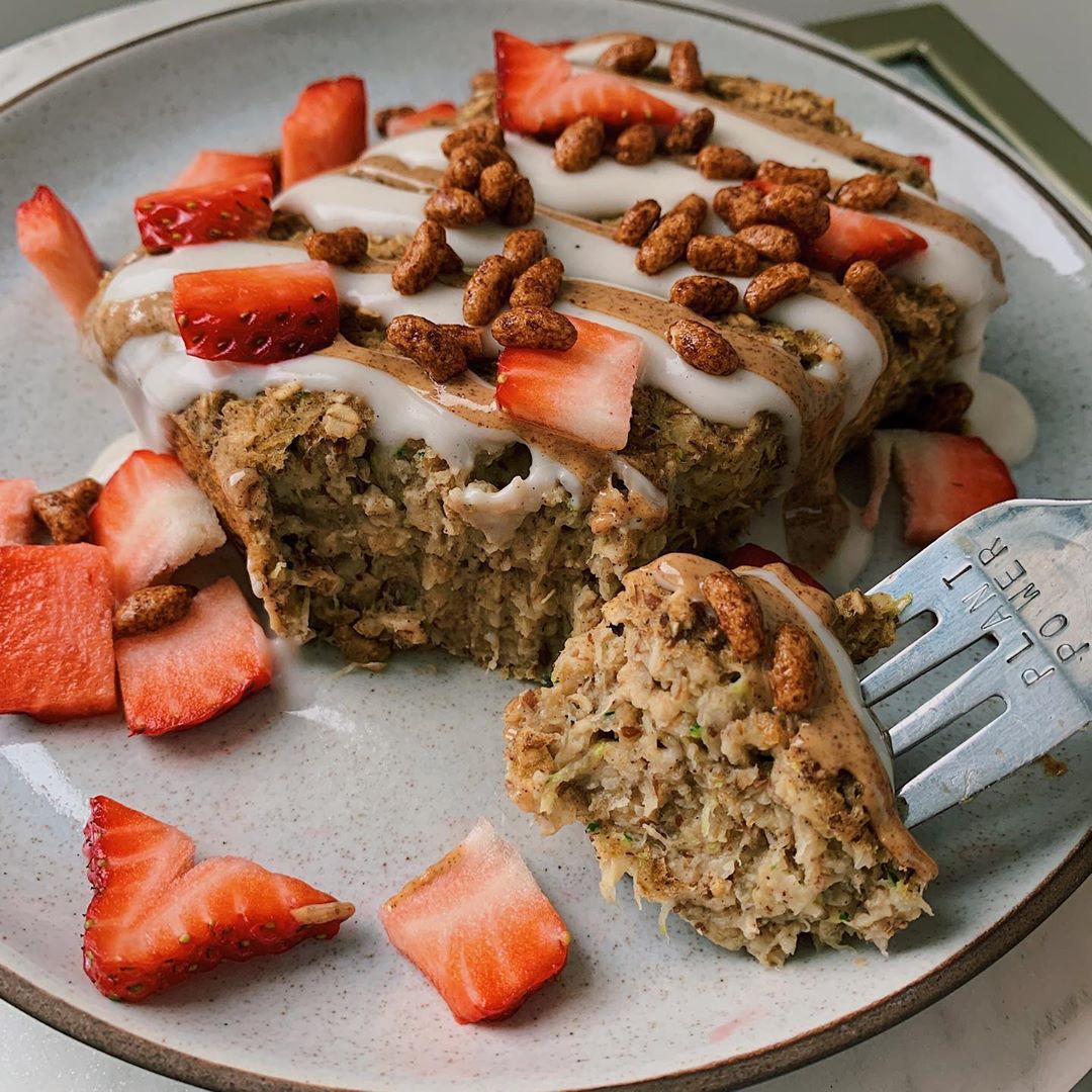Easy Baked Oats with Zucchini and Banana