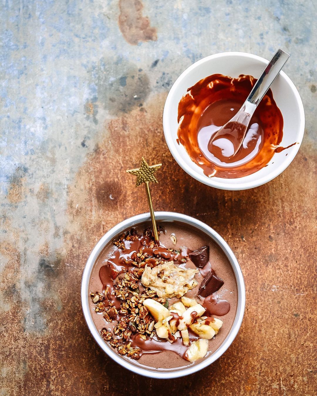 Oat Acai Peanut Butter Smoothie Bowl with Granola