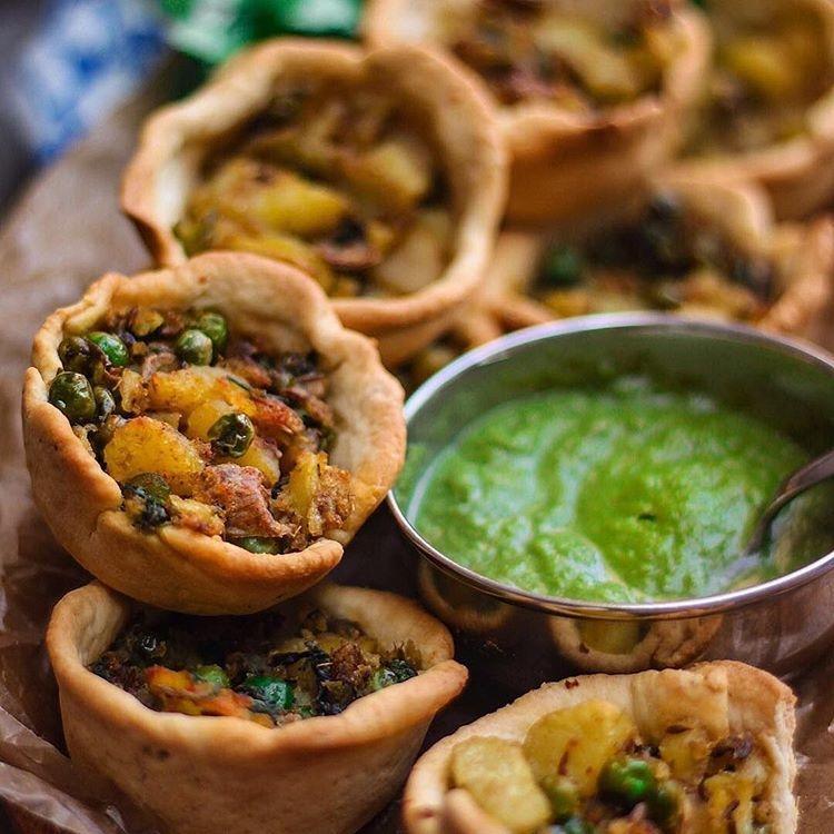 Easy Vegan Mini Samosa Pie