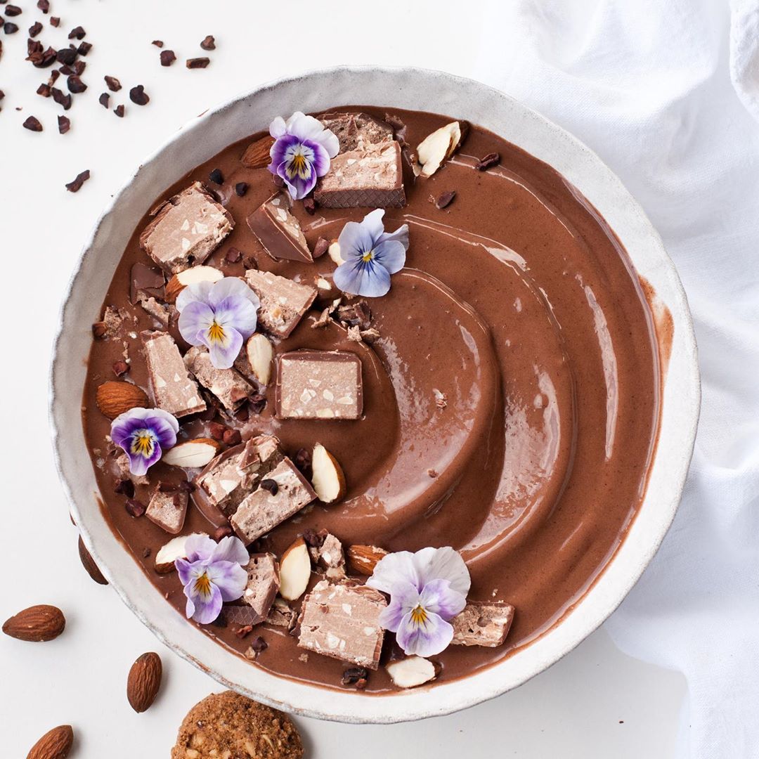 Vegan Banana Nicecream with Cacao Powder