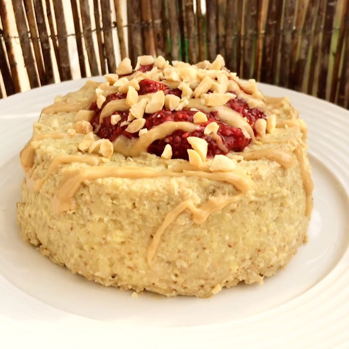 PB and Jelly Oatmeal Cheesecake