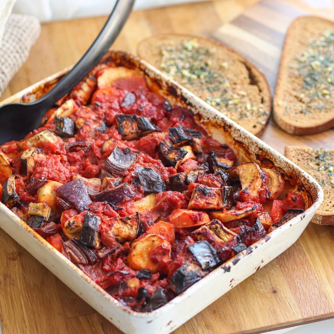 Simple Vegan Vegetable Casserole with Garlic Bread