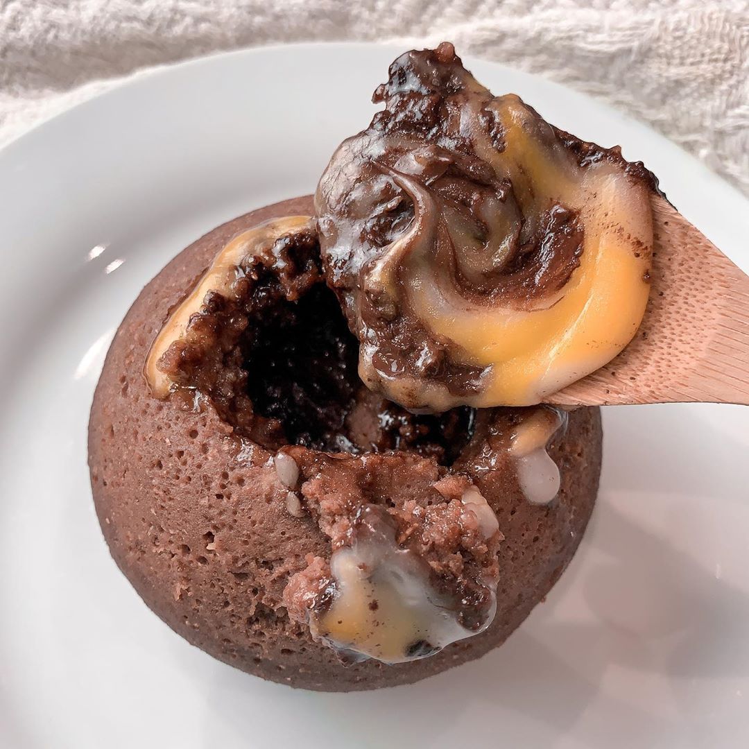 Vegan Chocolate Mug Cake with Cream Egg