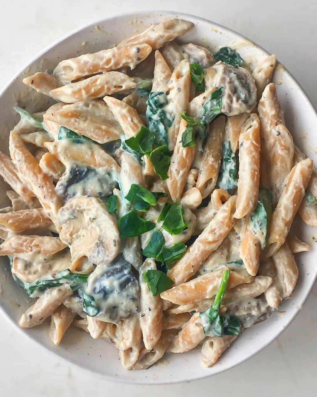 Creamy Garlic Mushroom Pasta with Spinach
