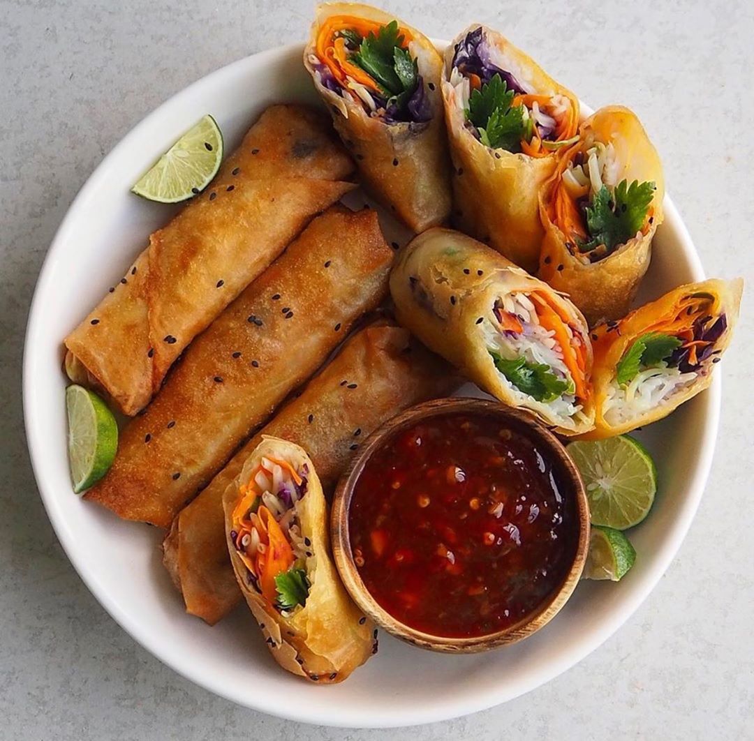 Deep Fried Summer Rolls with Vegetables and Noodles