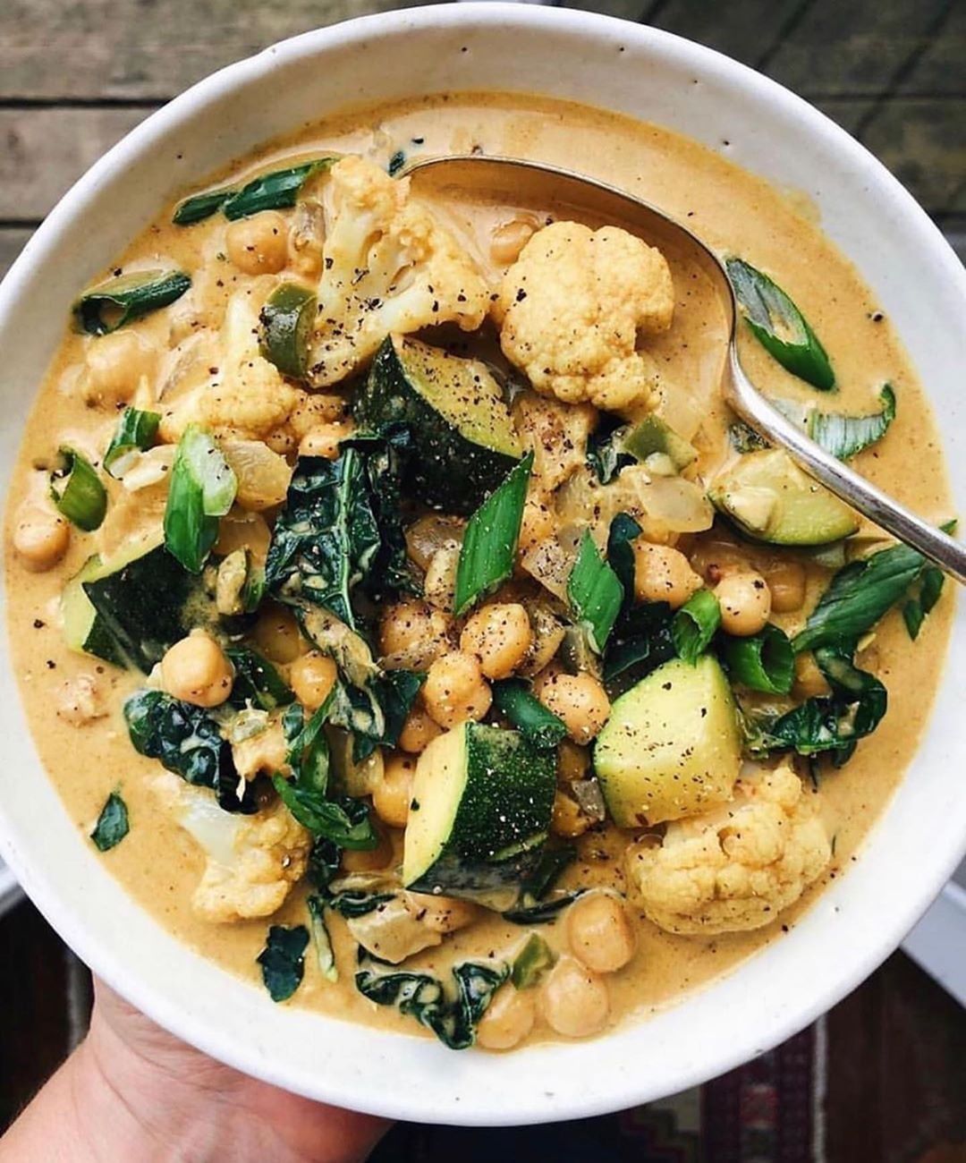 Quick and Delicious Chickpea Cauliflower Curry