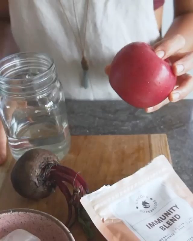 Immunity Boosting Juice with Beetroot and Apple