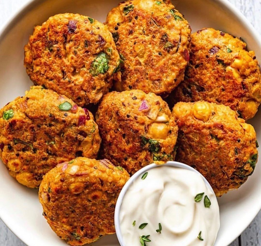 Gluten-Free Vegan Chickpea Quinoa Burgers