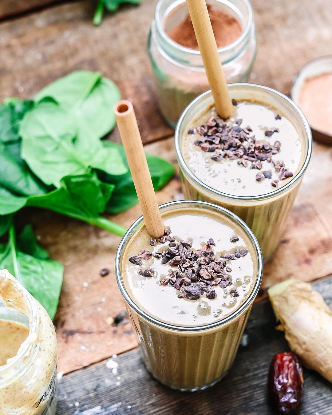 Ginger Spinach Smoothie with Cacao