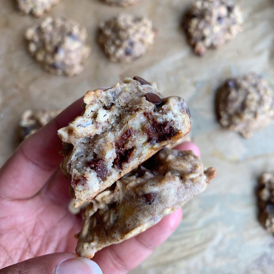 Banana Oat Breakfast Cookies