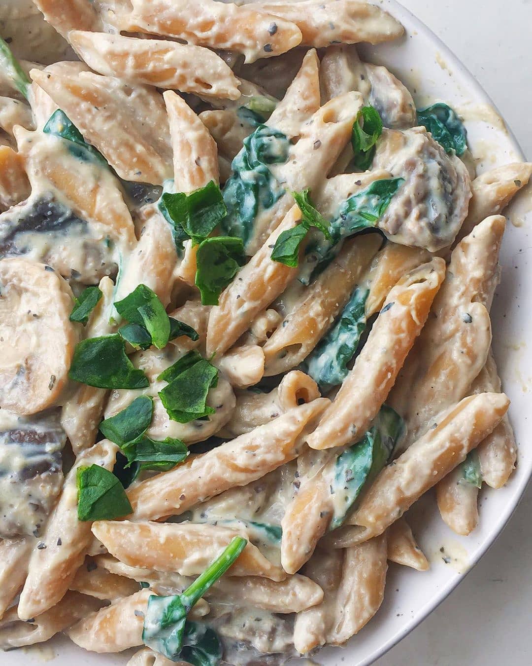 Creamy Garlic Mushroom Pasta with Spinach