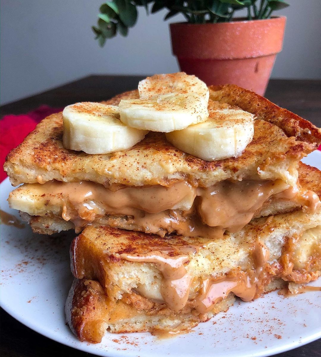 PB and Banana Stuffed French Toast