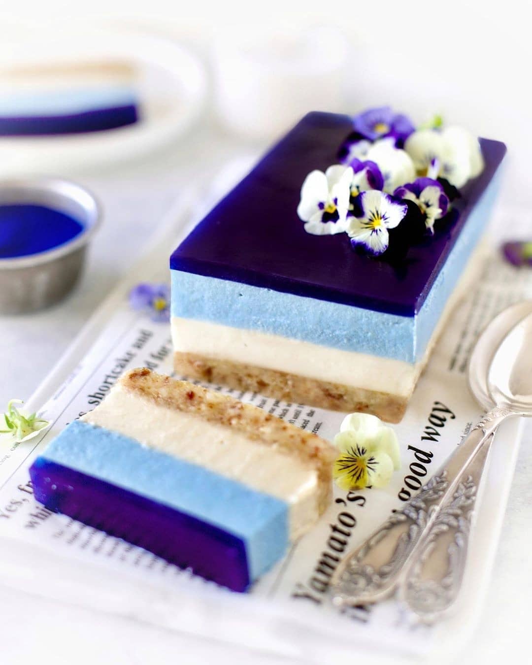 Bluetiful Cheesecake by Joyful Home Cooking