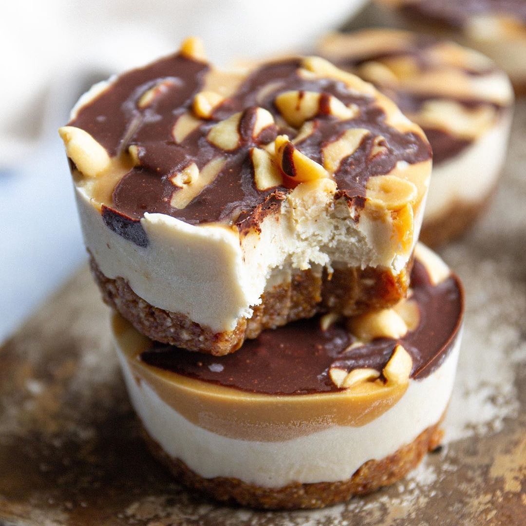 Mini Vegan Snickers Cheesecakes
