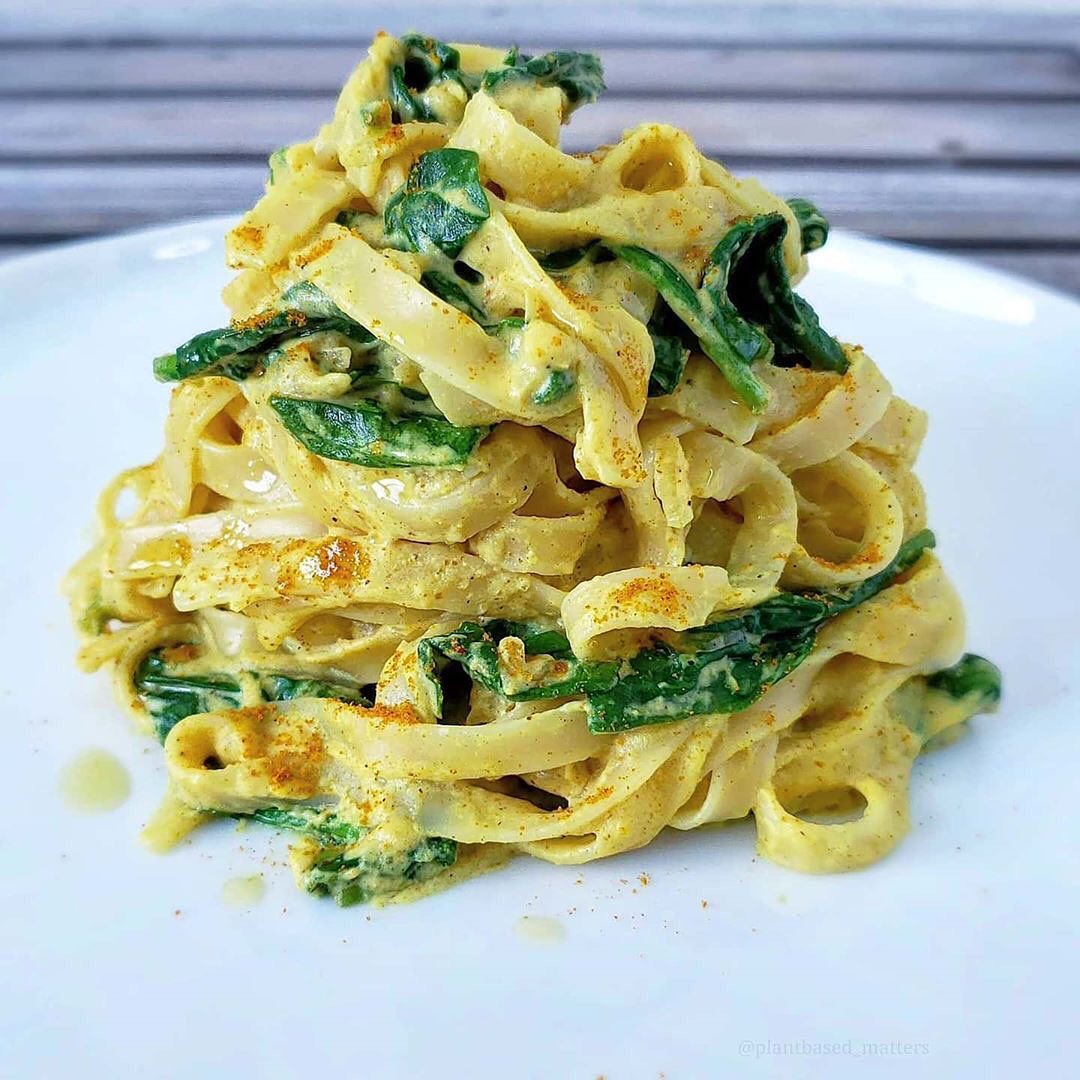Fettuccine with Curry Cream Sauce