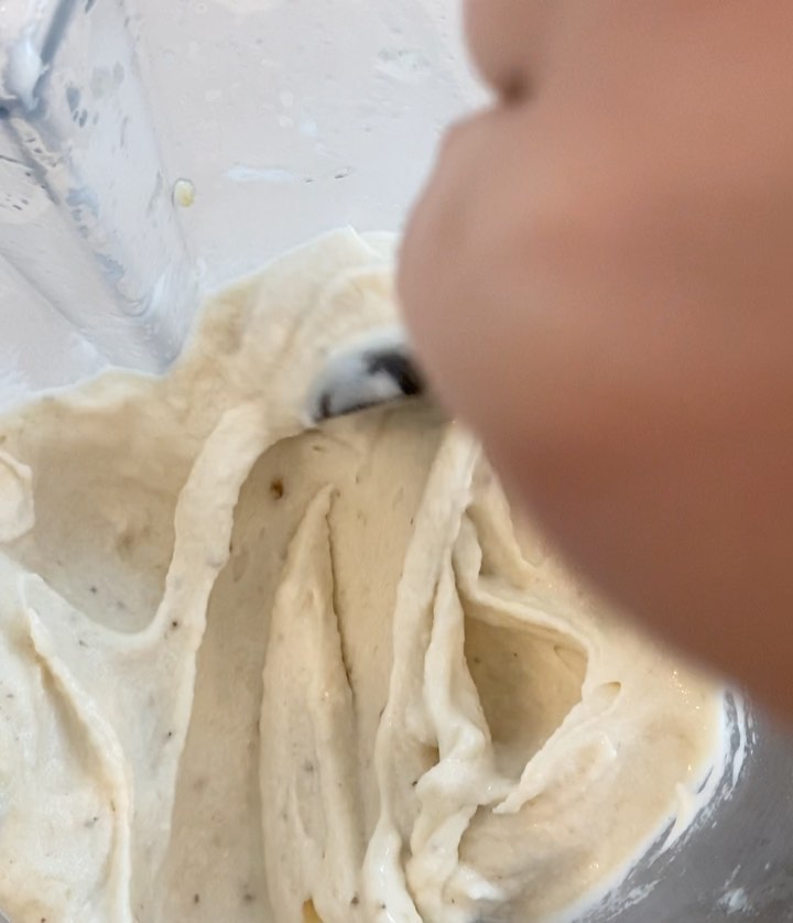 Vanilla Nice-Cream Made with Frozen Bananas