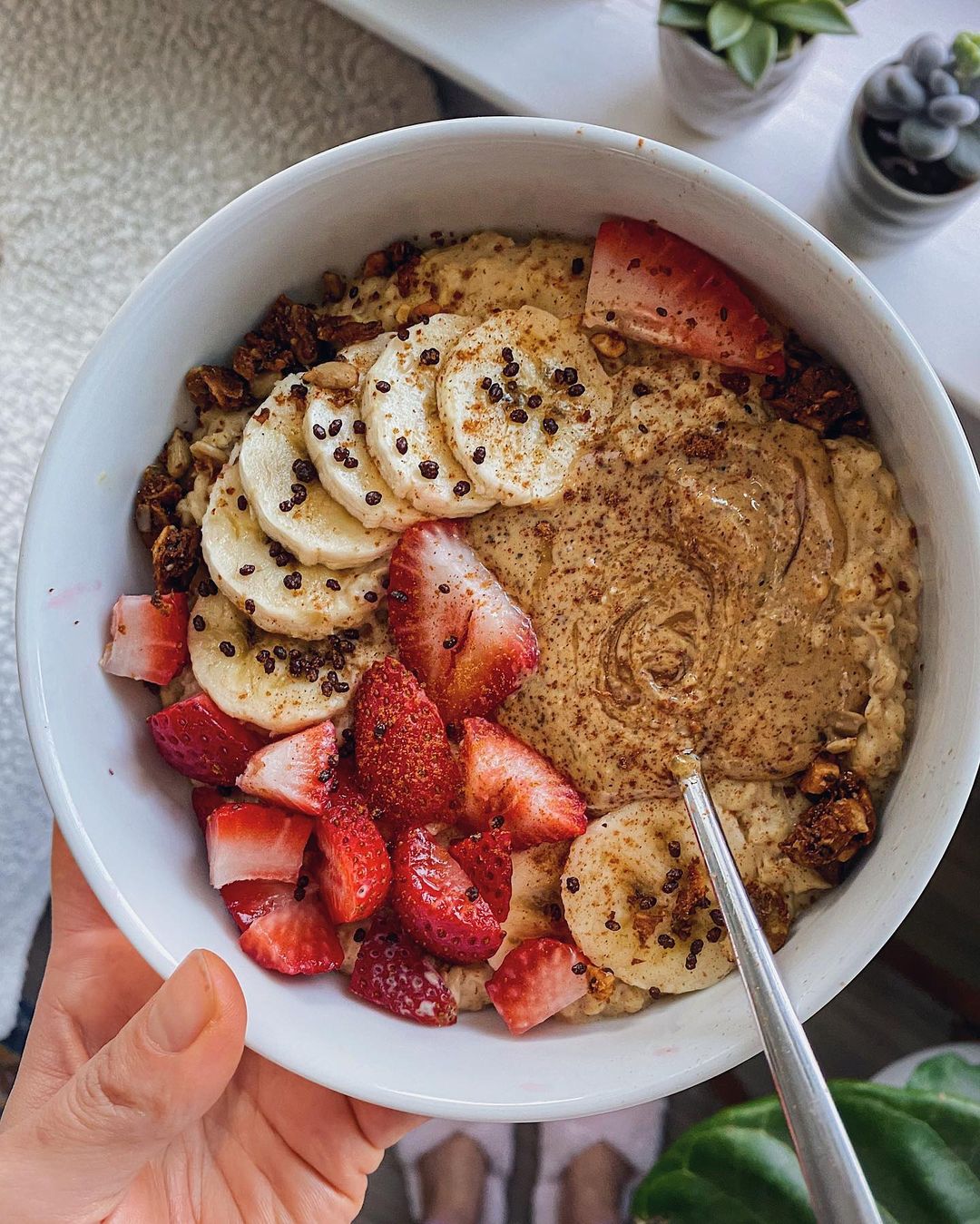 Strawberry Vanilla Overnight Oats