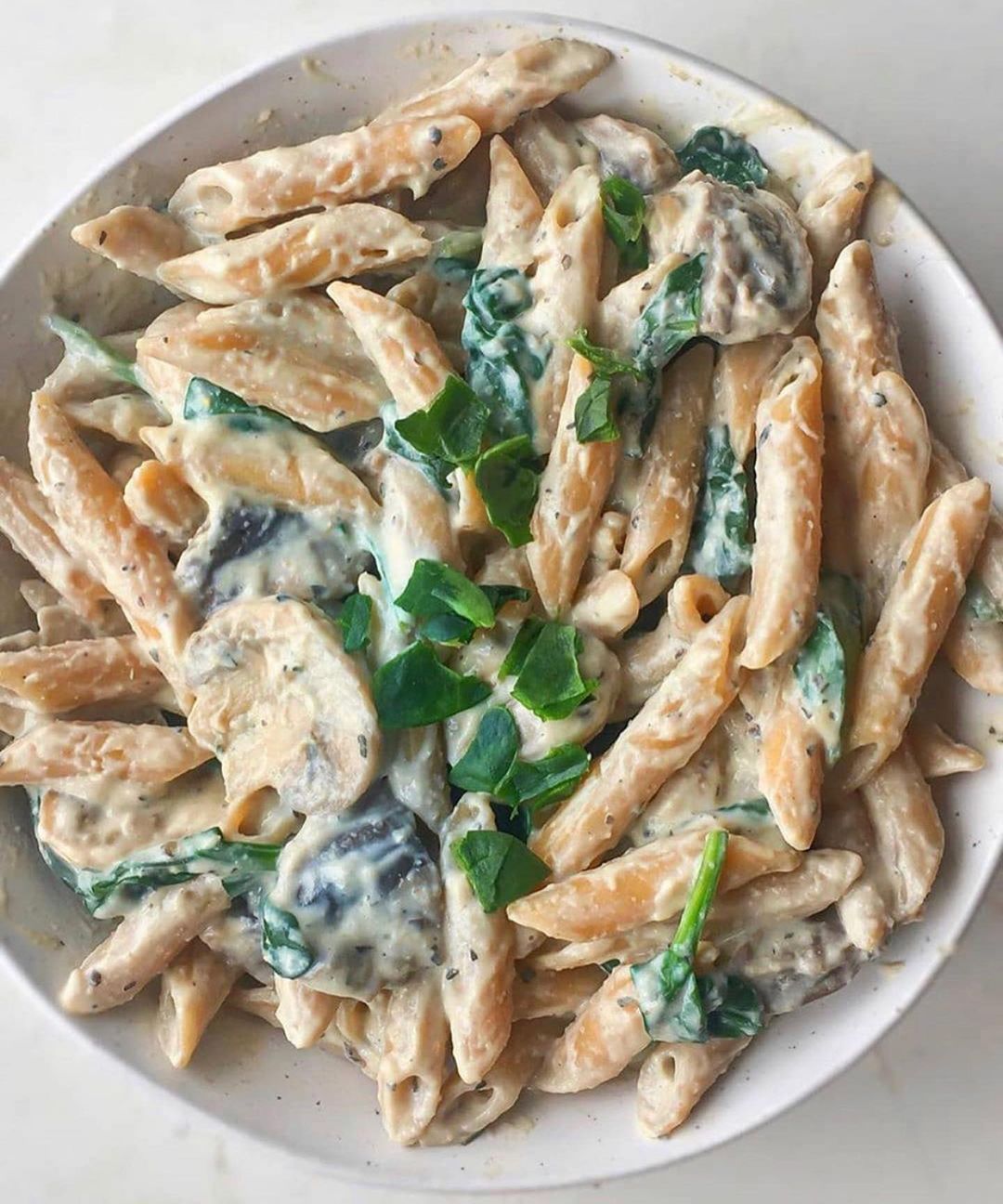 Creamy Garlic Mushroom Pasta with Spinach