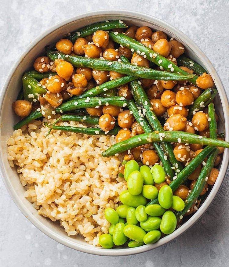 Sweet and Sour Chickpeas and Green Beans Bowl