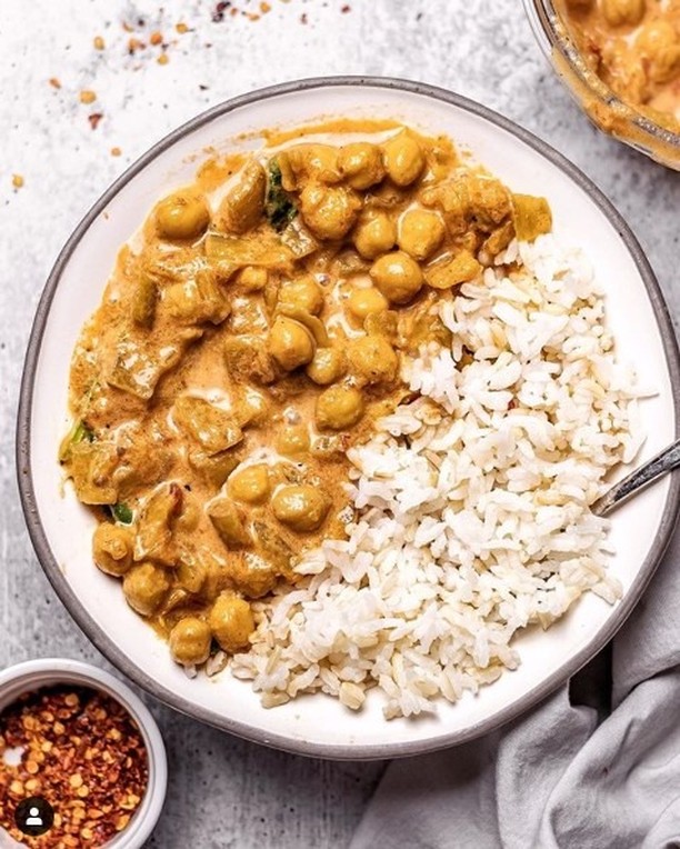 Creamy Butter Chickpeas with Rice