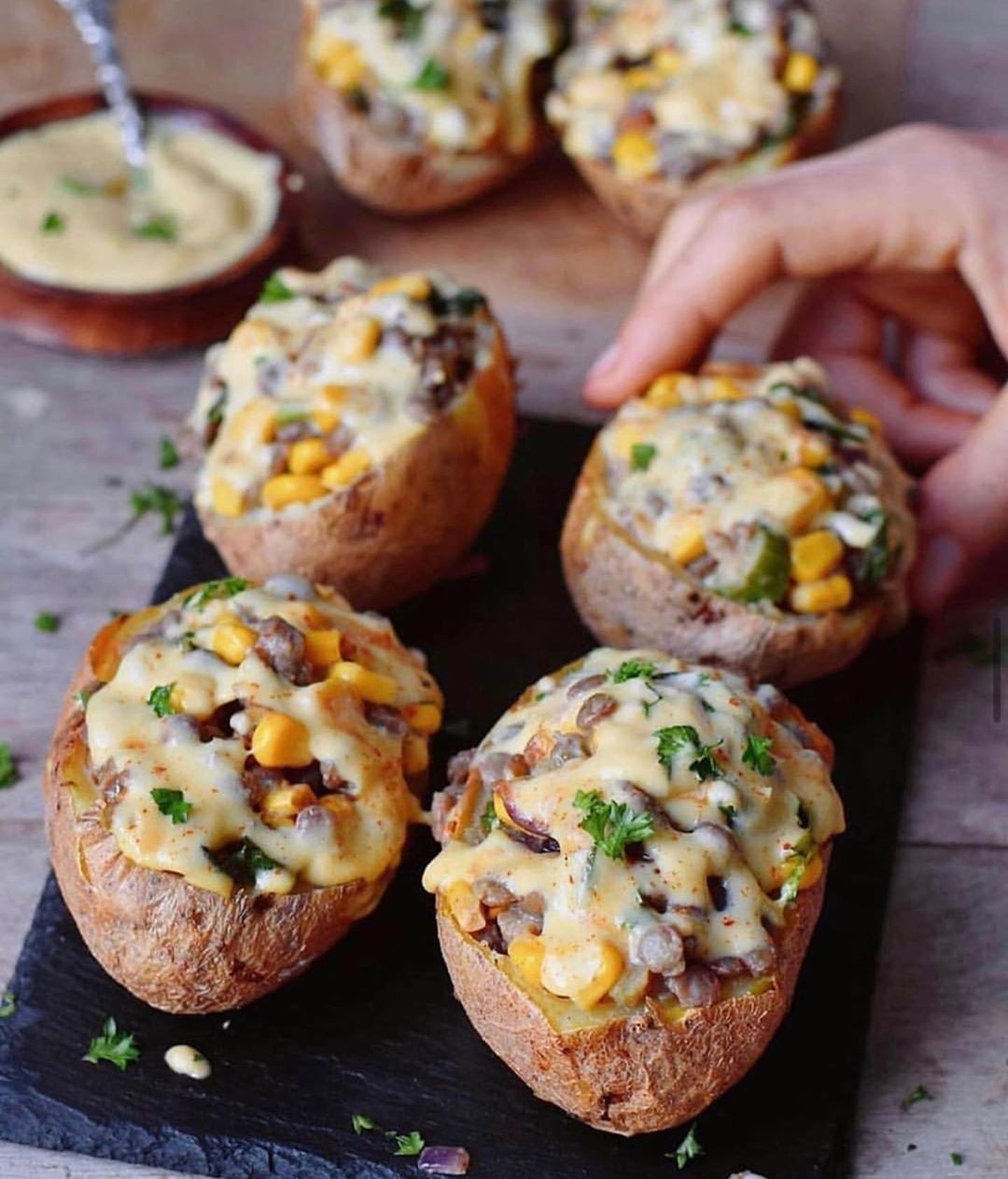 Easy Vegan Stuffed Potato Skins