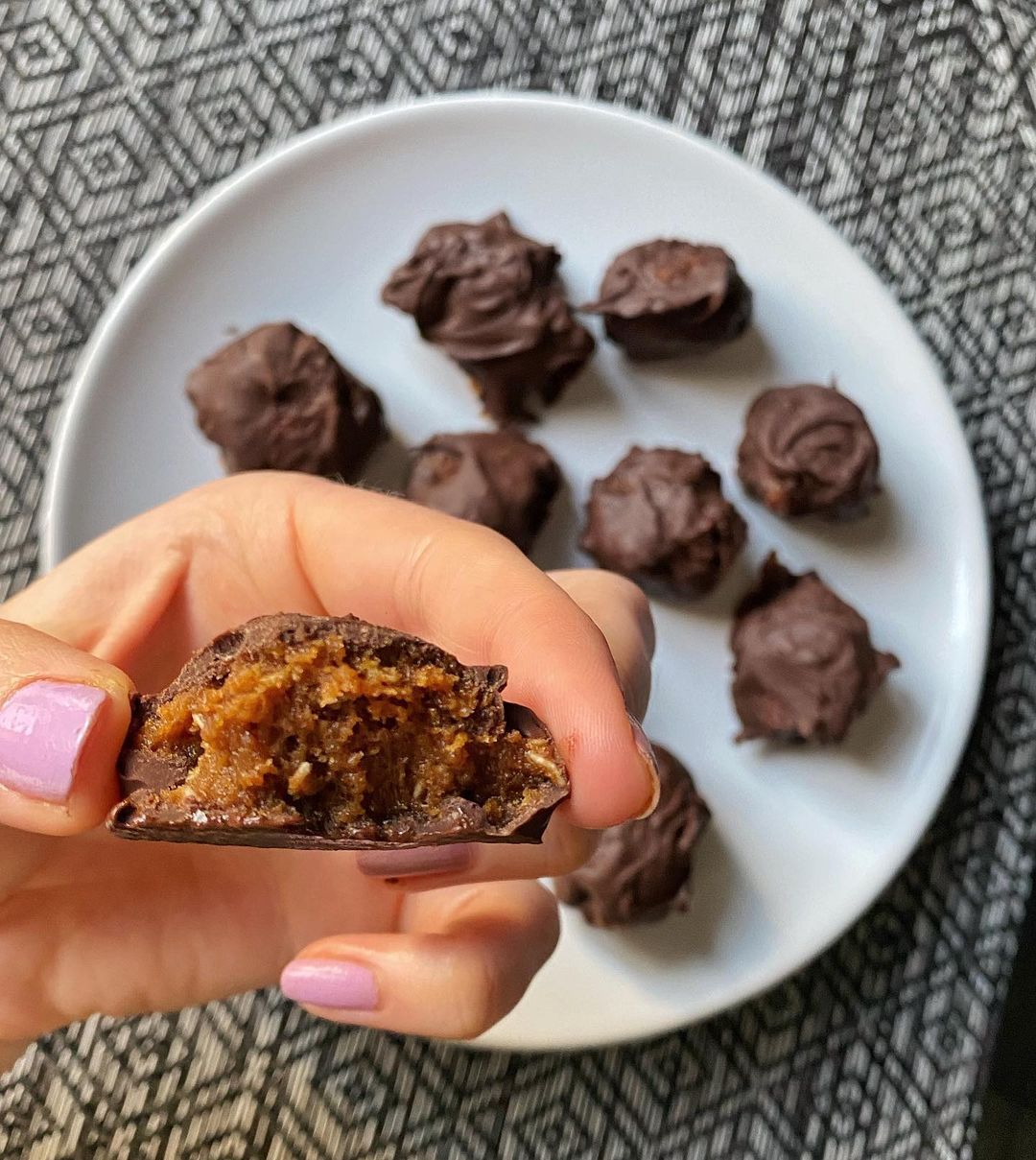 Homemade Biscoff Chocolates with Toffee Center