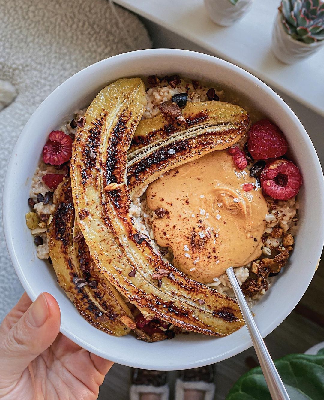 Creamy Stovetop Oats with Caramelized Banana