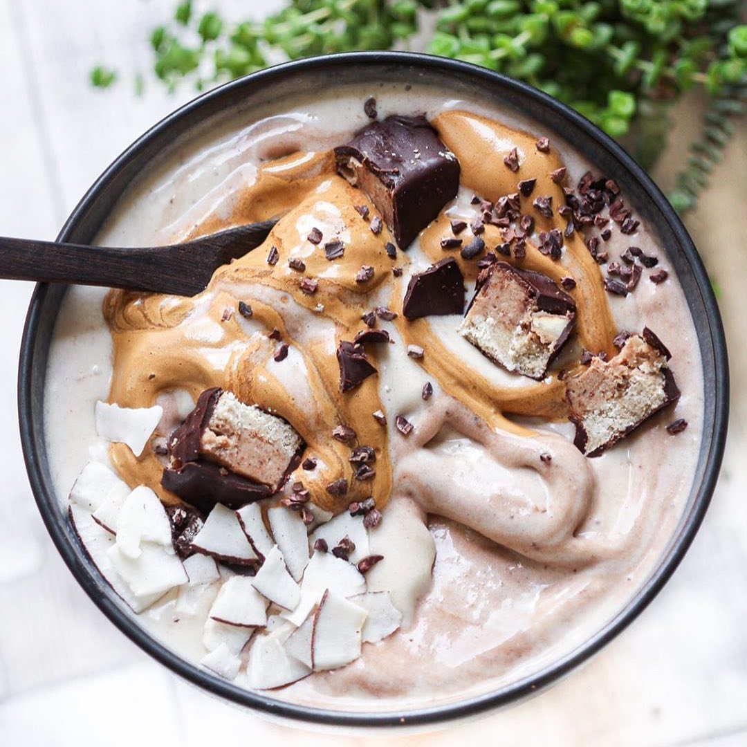 Coconut Banana Nicecream with Cacao Toppings
