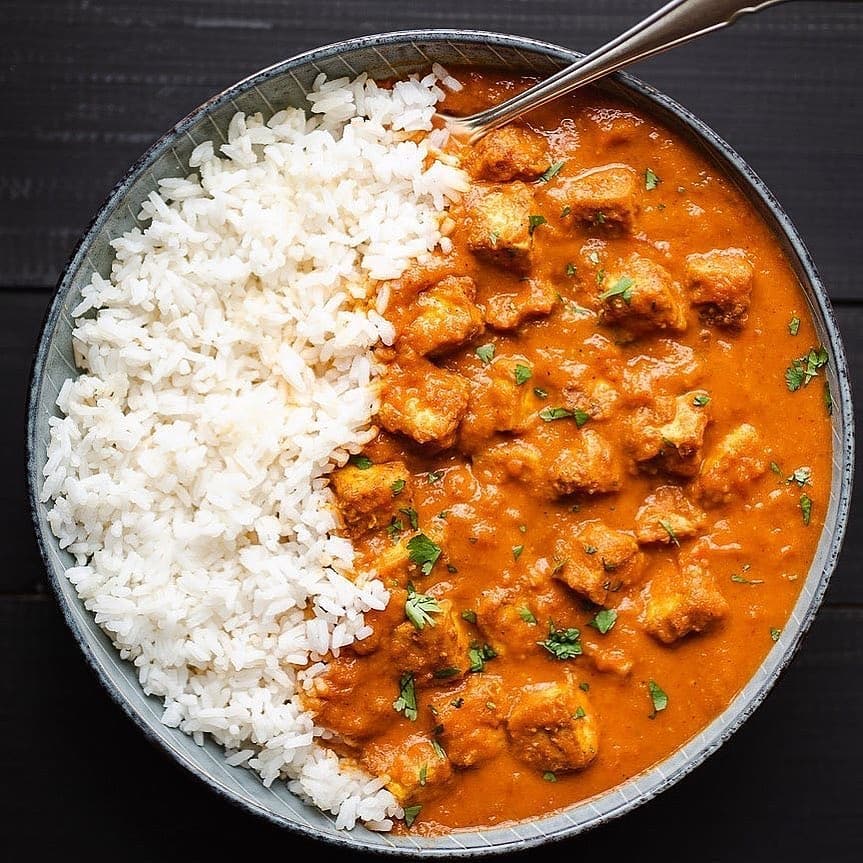 Crispy Baked Tofu in Spiced Curry Sauce