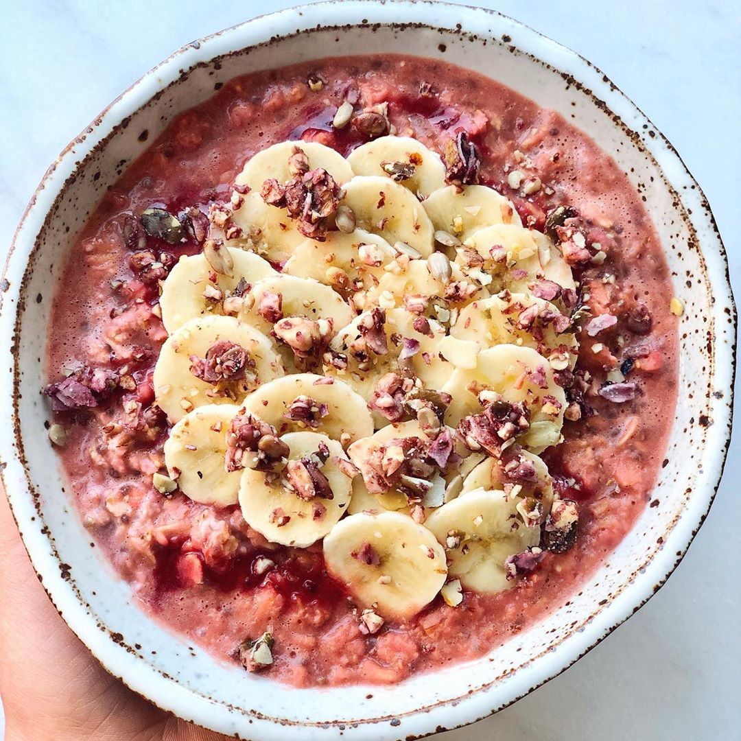 Beauty Beet Oats with Spices and Toppings