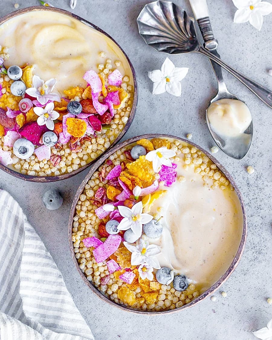 Healthy Peanut Butter Banana Smoothie Bowl
