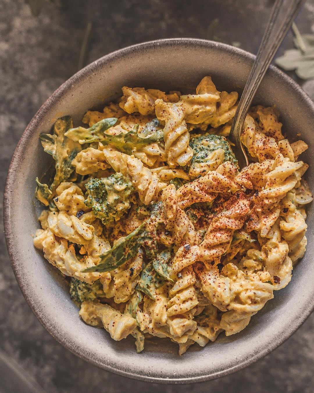 Vegan Mac and Cheese with Cashew Sauce