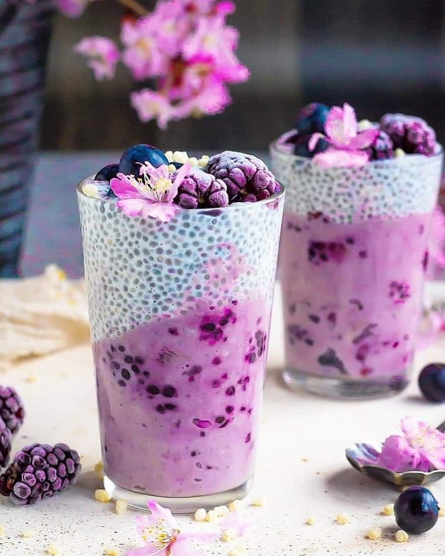 For This Blackberry Oats Breakfast