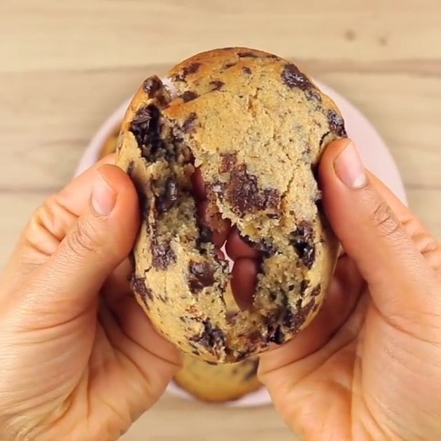 Chewy Chocolate Chip Cookies