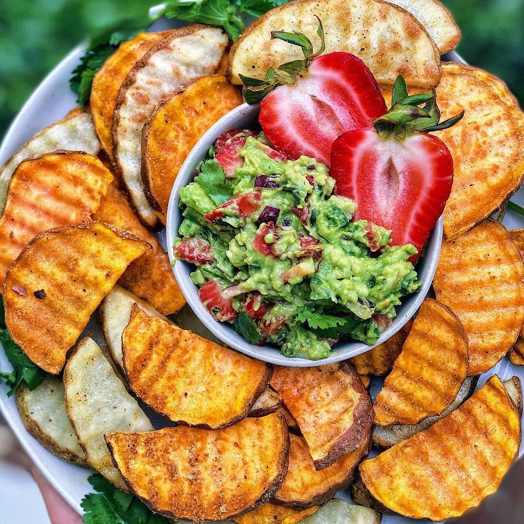 Sweet Potato Chips with Strawberry Guacamole
