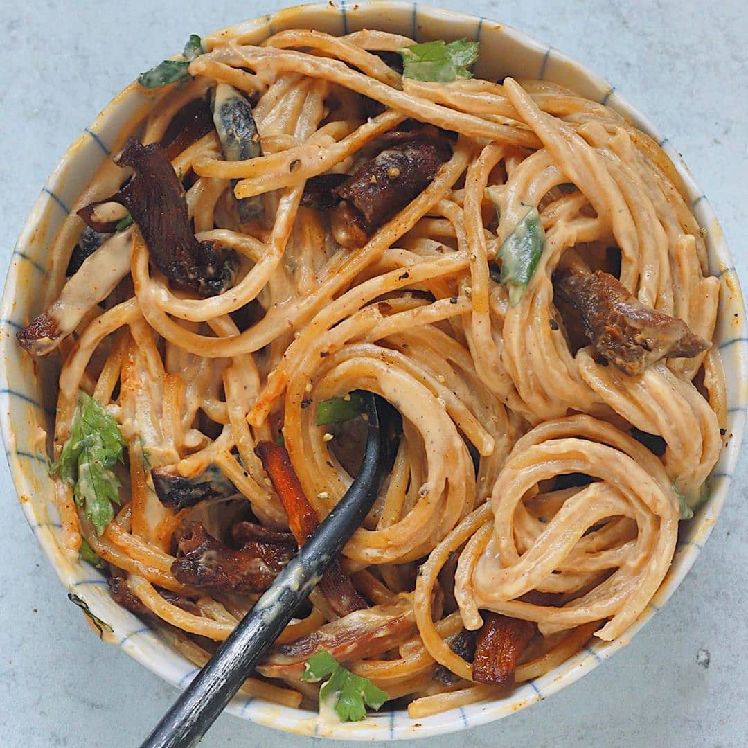 Creamy Cauliflower Carbonara with Smoky Mushrooms