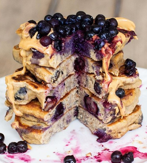 Protein-Packed Blueberry Pancakes with PB Drizzle