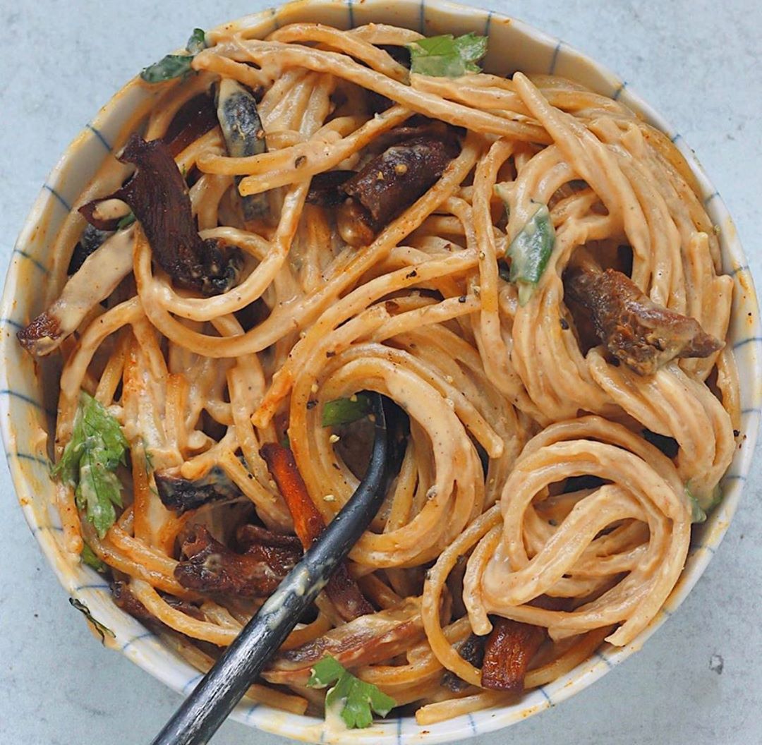Creamy Cauliflower Carbonara with Smoky Mushrooms