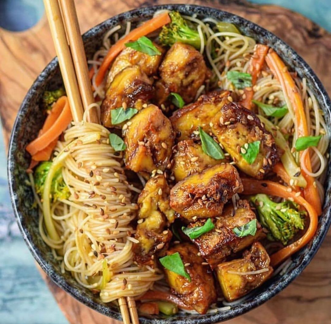 Crispy Sweet and Sour Tofu Noodles