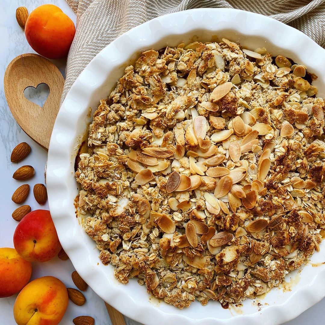 Vegan Gluten-Free Apricot Almond Crumble
