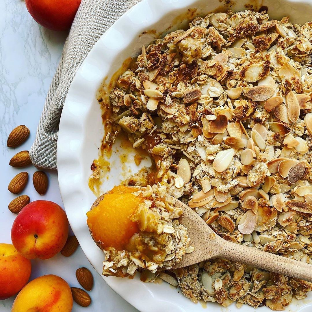 Vegan Gluten-Free Apricot Almond Crumble