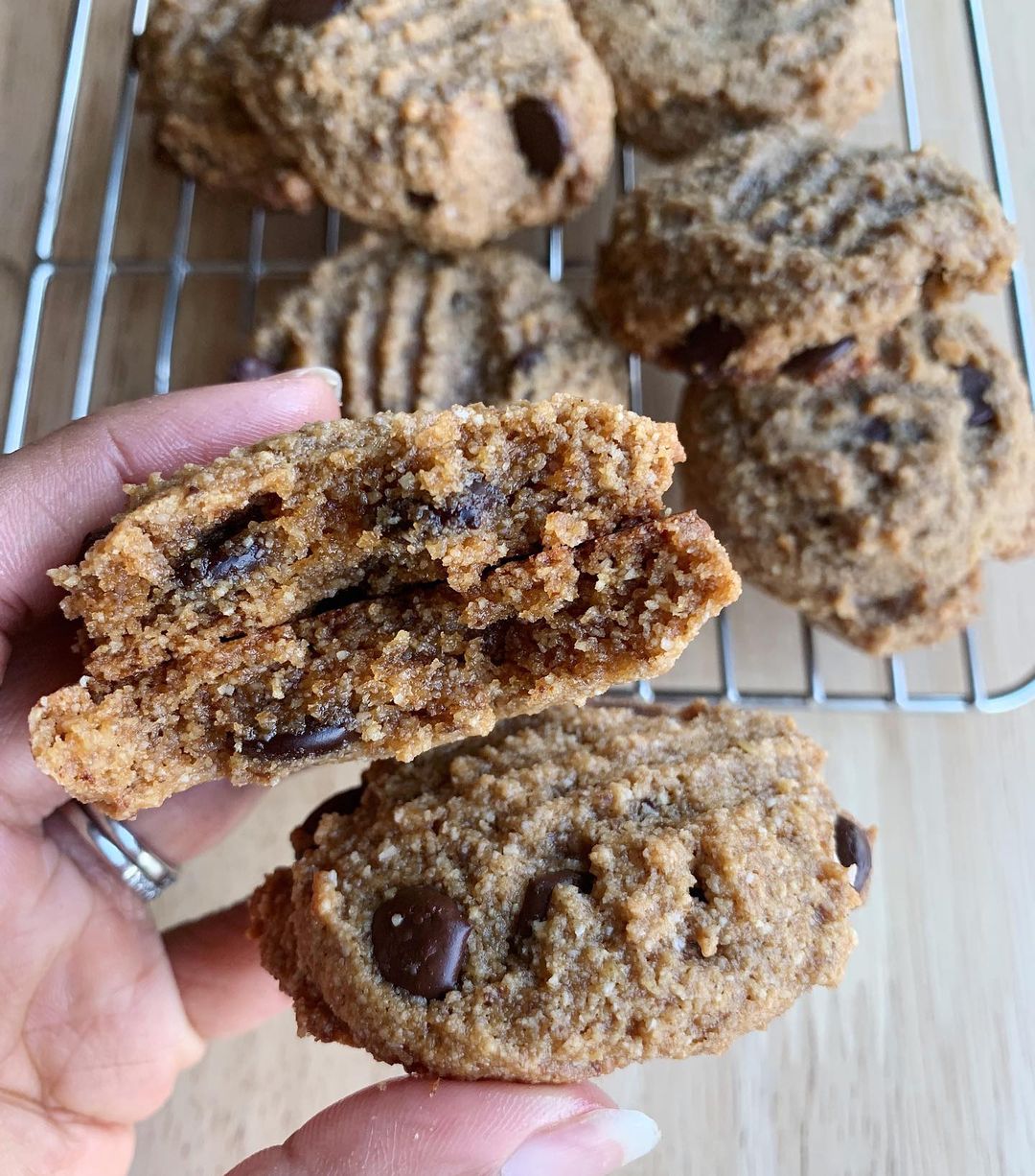 No Frills Chocolate Chip Cookies