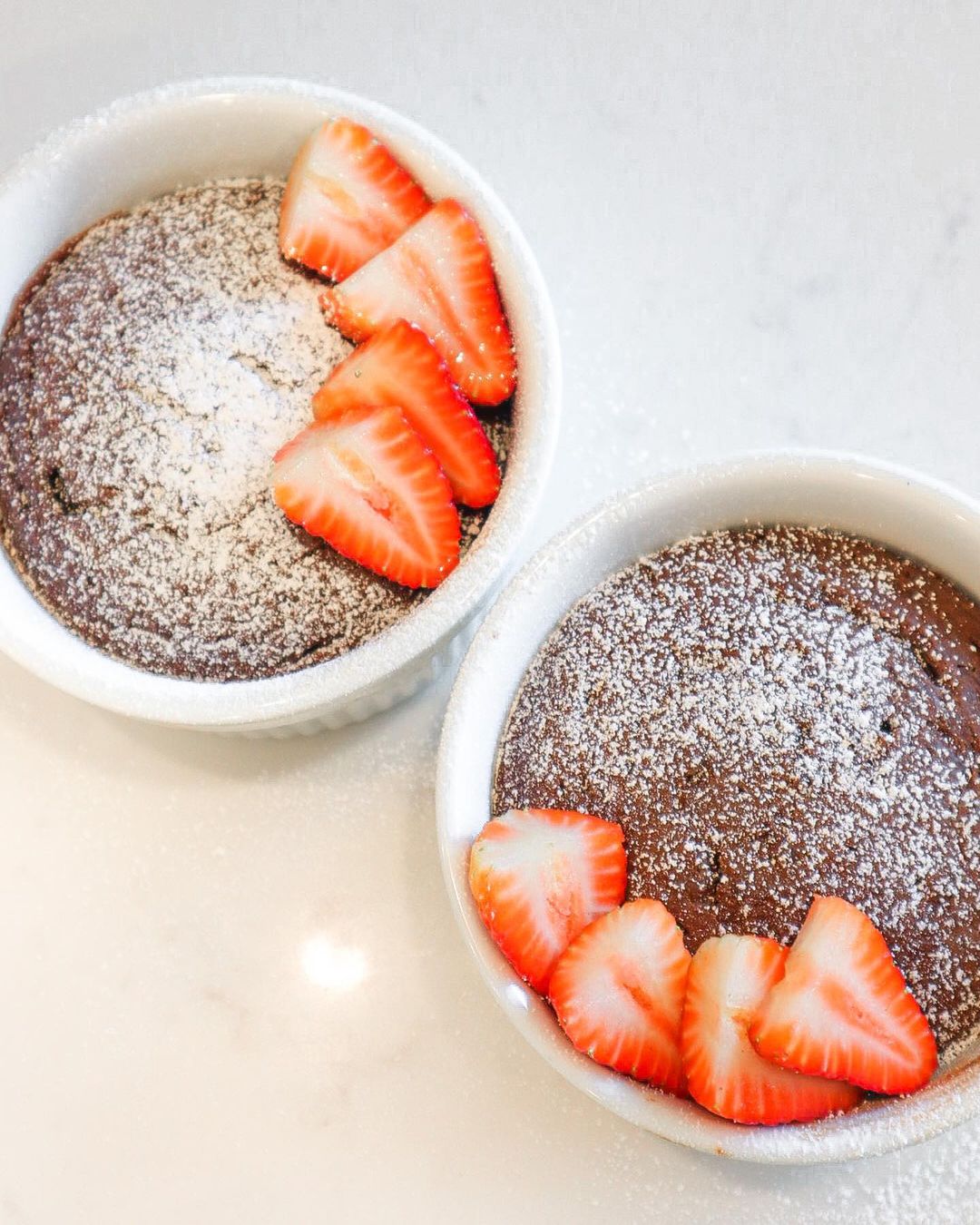 Easy Mini Chocolate Cakes in One Bowl
