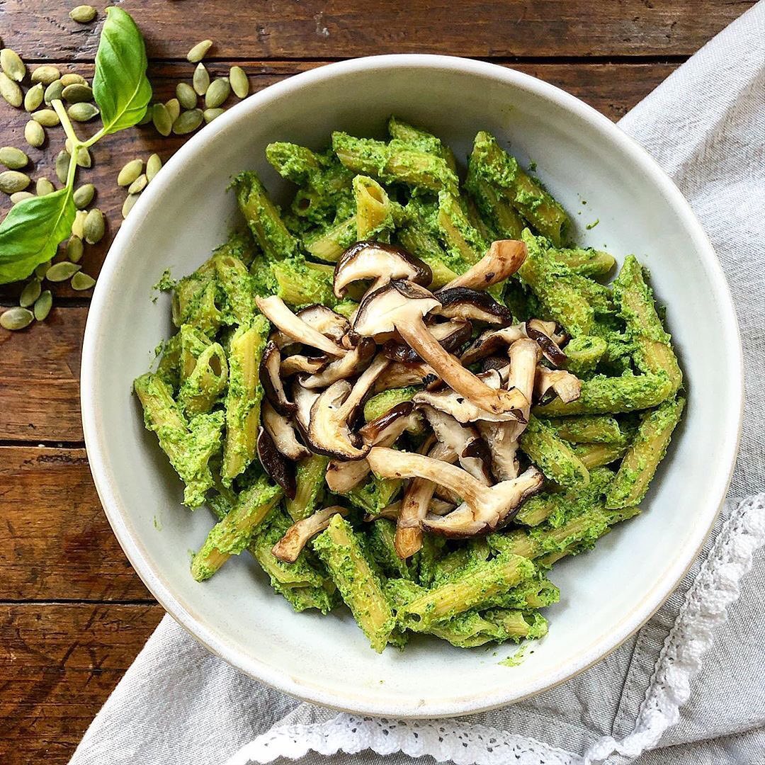 Kale Pesto Pasta with Mushrooms