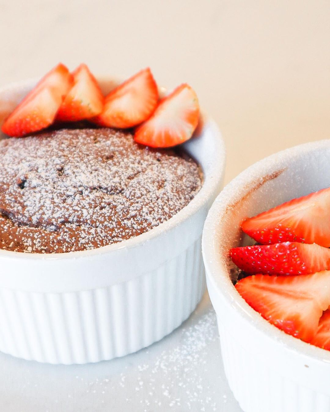 Easy Mini Chocolate Cakes in One Bowl