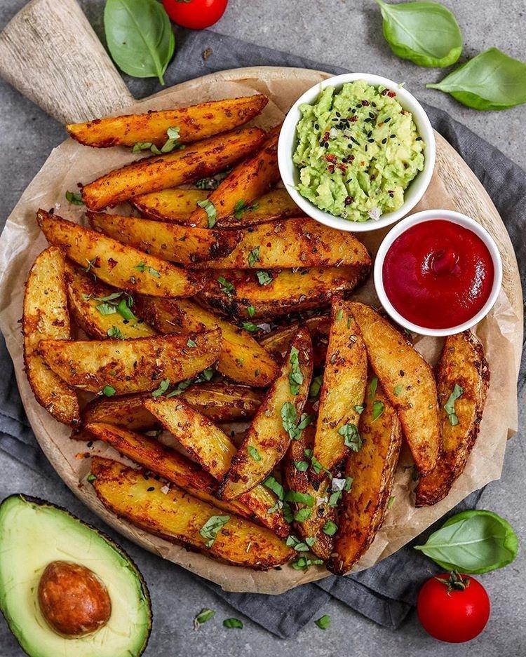 Crispy and Cheesy Potato Wedges