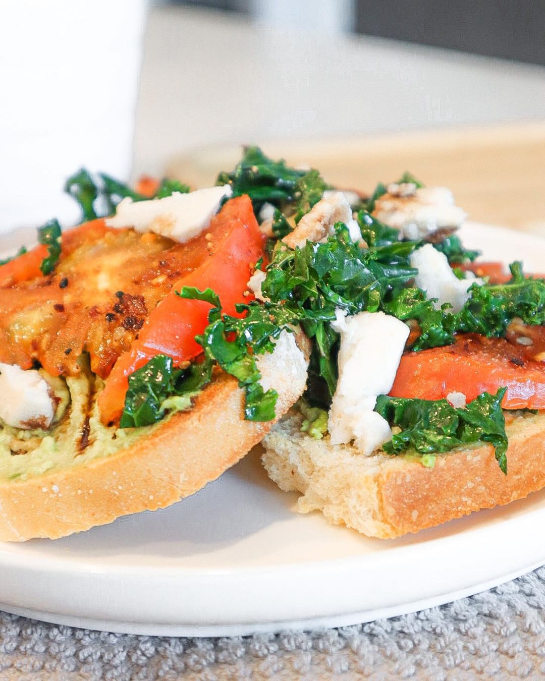 Fancy Avocado Toast with Kale and Tomato
