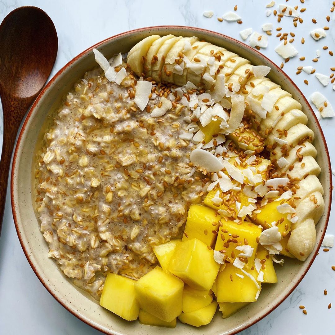 Coconut Milk Oats with Mango and Banana