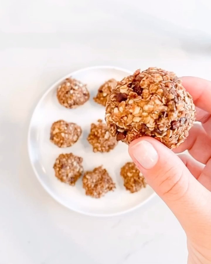 Yummiest Chocolate No Bake Oat Cookie Balls